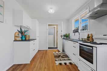 6 Victoria Street, Waitara