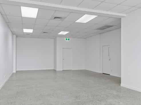 Premium Warkworth retail