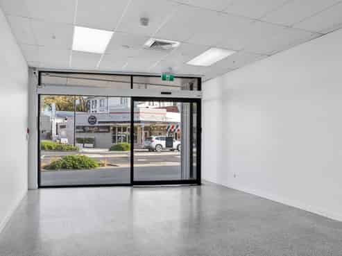 Premium Warkworth retail