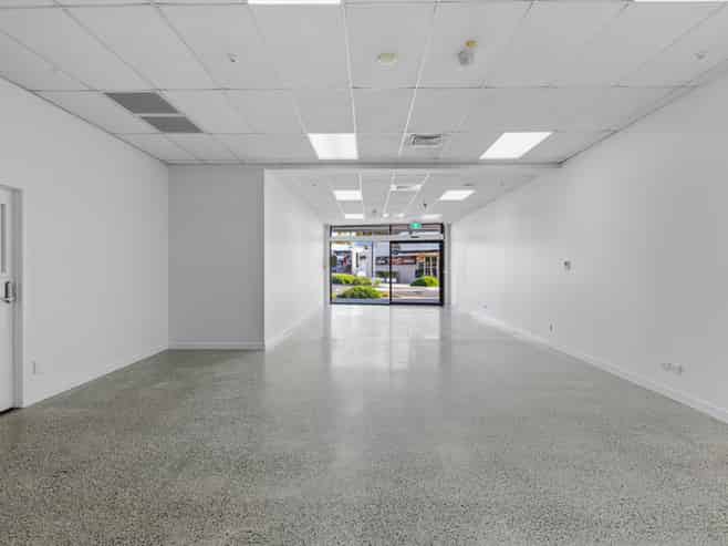 Premium Warkworth retail