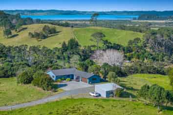 499 Shelly Beach Road, Helensville