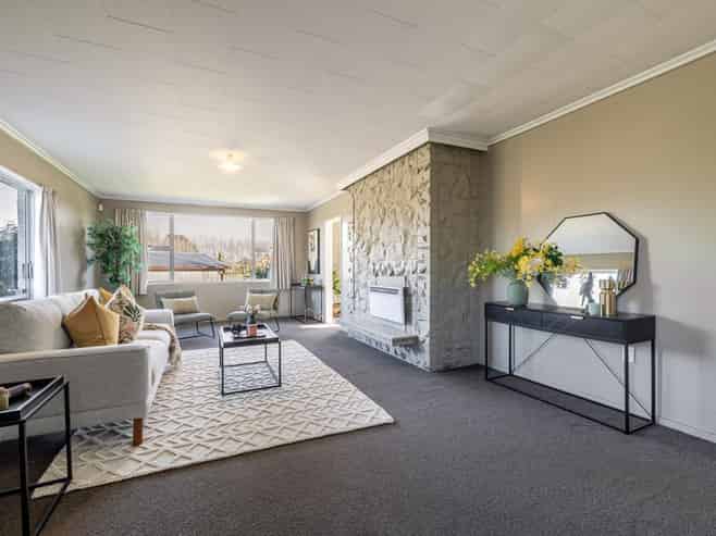 35 Kimberley Grove, Westbrook