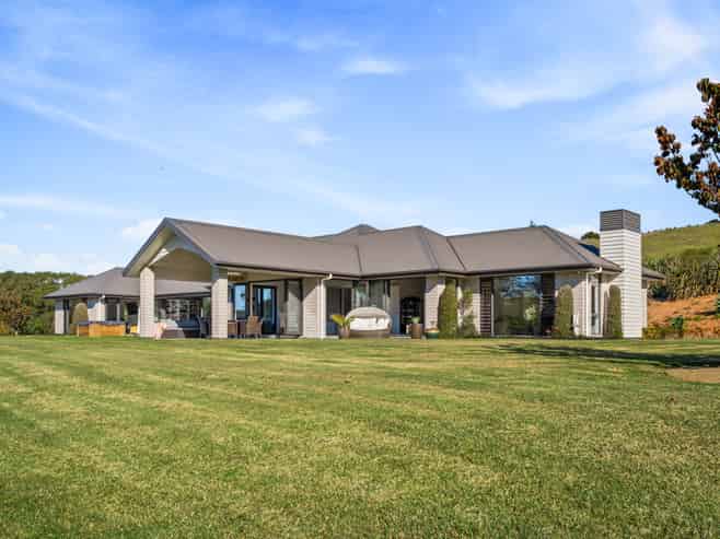 246 Blackbridge Road, Dairy Flat