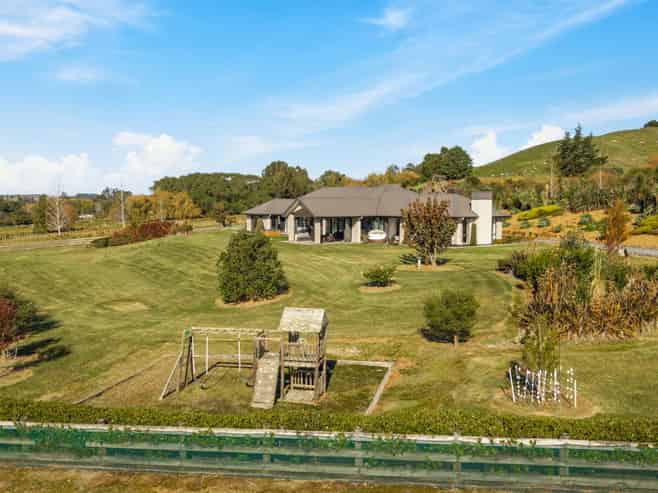 246 Blackbridge Road, Dairy Flat
