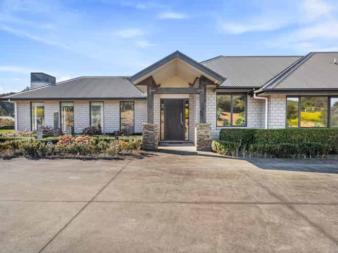 246 Blackbridge Road, Dairy Flat