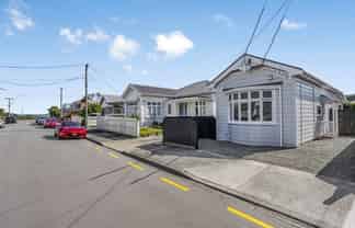 9 Beach Street, Petone