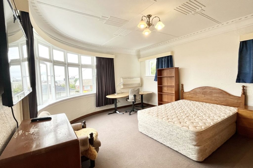 2027 Fully Furnished Double Glazed House – pohled 5