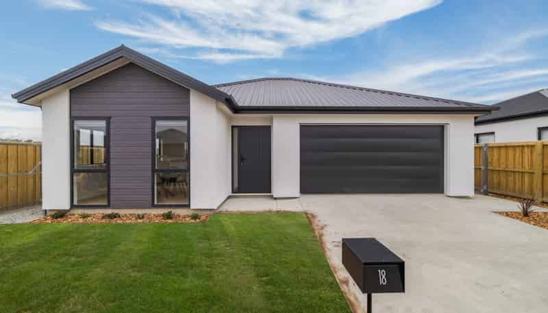 18 Campbell Drive, Lincoln