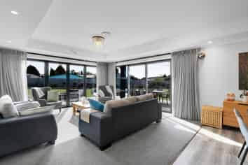 5/118 Brecon Road, Stratford