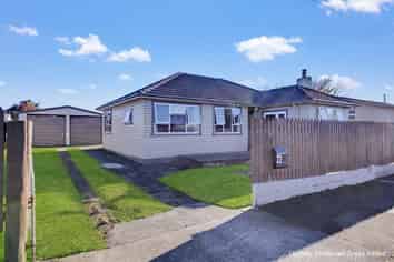 22 Brookes Terrace, Waitara