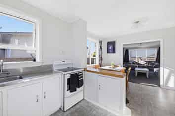 22 Brookes Terrace, Waitara