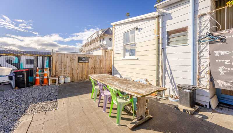 259 Marine Parade, Napier South