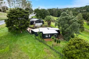 200 Great North Road, Kamo