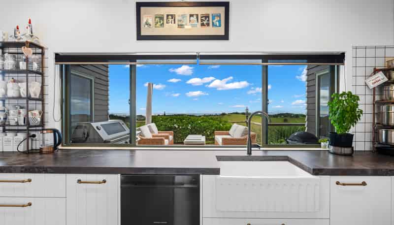 166 Saqa Way, Matapouri