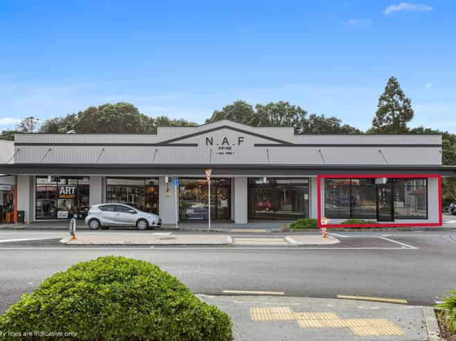 Newly renovated retail - in prime location!