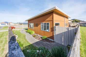 3 Forbes Road, Foxton Beach