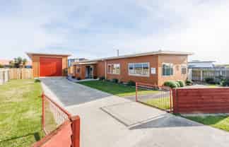 3 Forbes Road, Foxton Beach