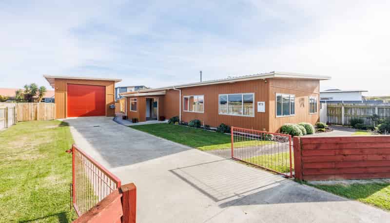 3 Forbes Road, Foxton Beach