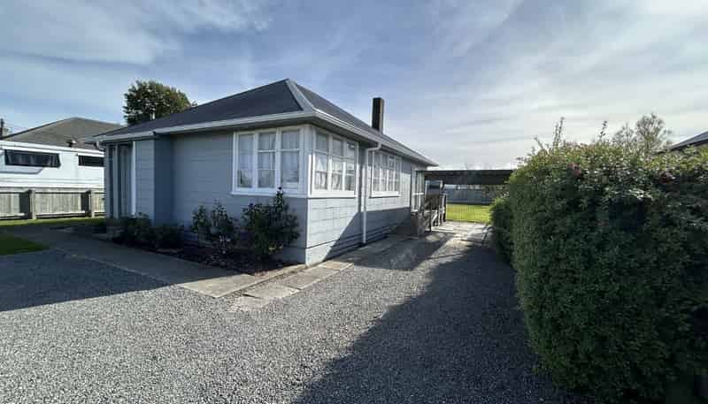 166 Cole Street, Masterton