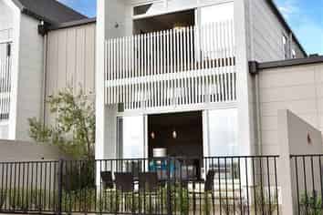 261 Millwater Parkway, Millwater