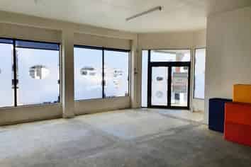 Versatile Taonui Street Premise for Lease