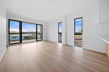 17 Sunnyfield Crescent, Glenfield