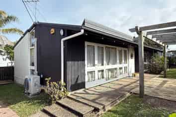 18 Watea Road, Torbay