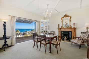 848 Beach Road, Torbay