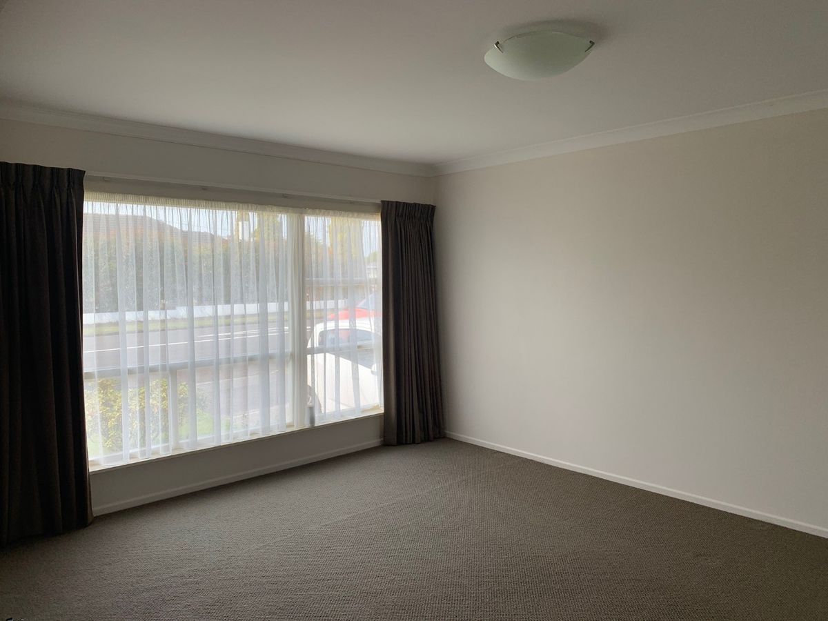 Tidy Two Bedroom Unit on Essex Street - Vista 4