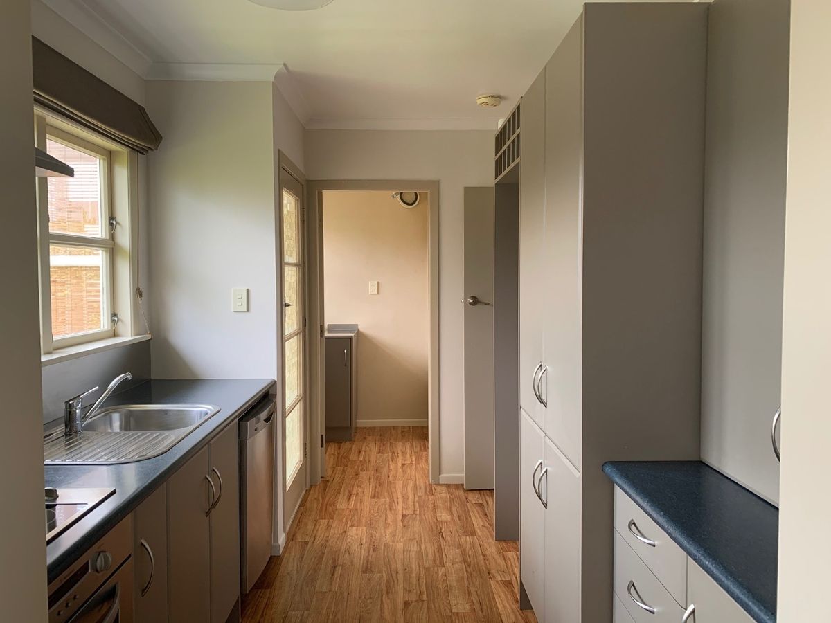 Tidy Two Bedroom Unit on Essex Street - Vista 2