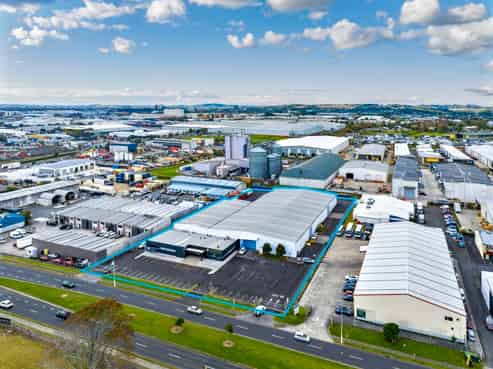 Future‑Proofed Twin‑Bay Industrial