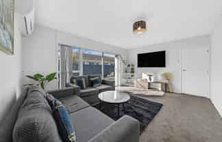 2/26 AIRFIELD ROAD, Takanini