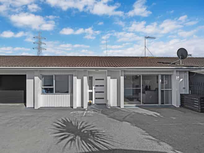 2/26 AIRFIELD ROAD, Takanini
