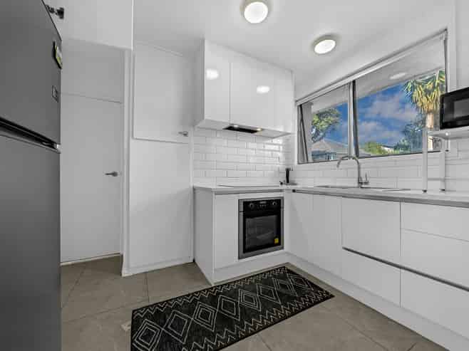 2/26 AIRFIELD ROAD, Takanini