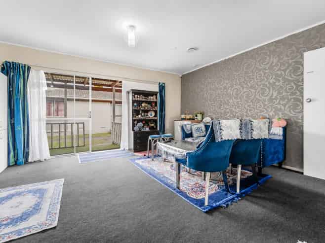 2/10 Scott Road, Papatoetoe