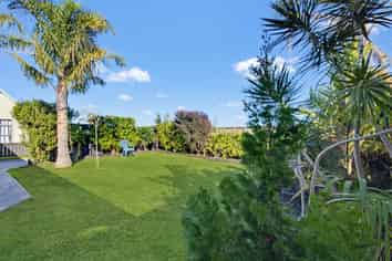 421 Fergusson Drive, Thames