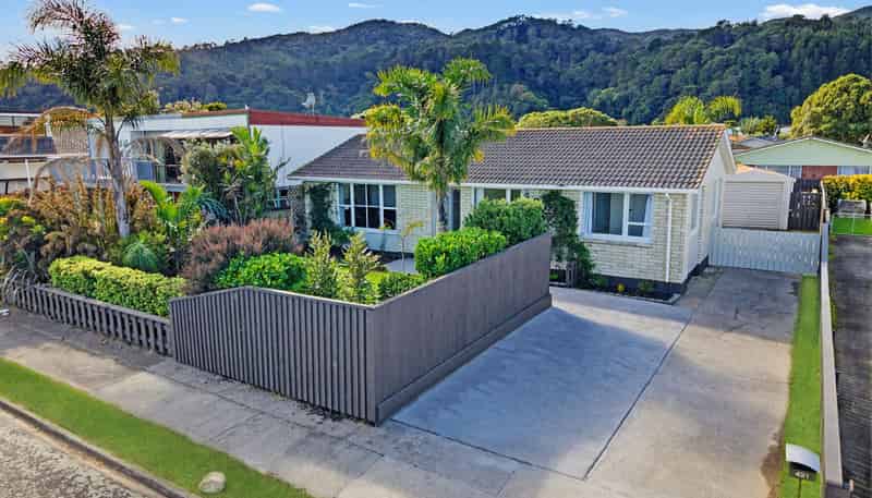 421 Fergusson Drive, Thames