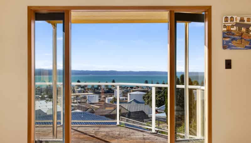 122A Chaucer Road North, Hospital Hill