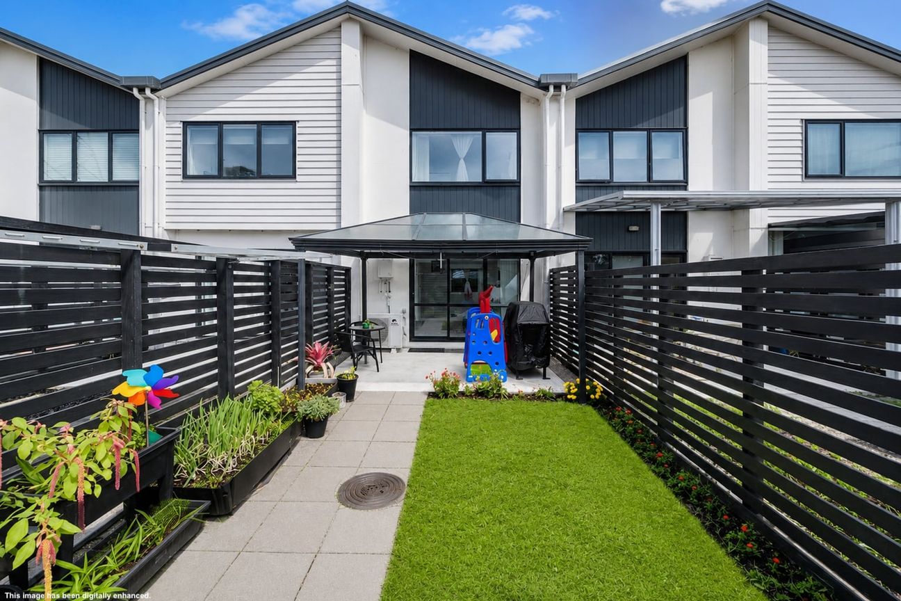 Convenient Living in the Heart of Takanini! - Altro