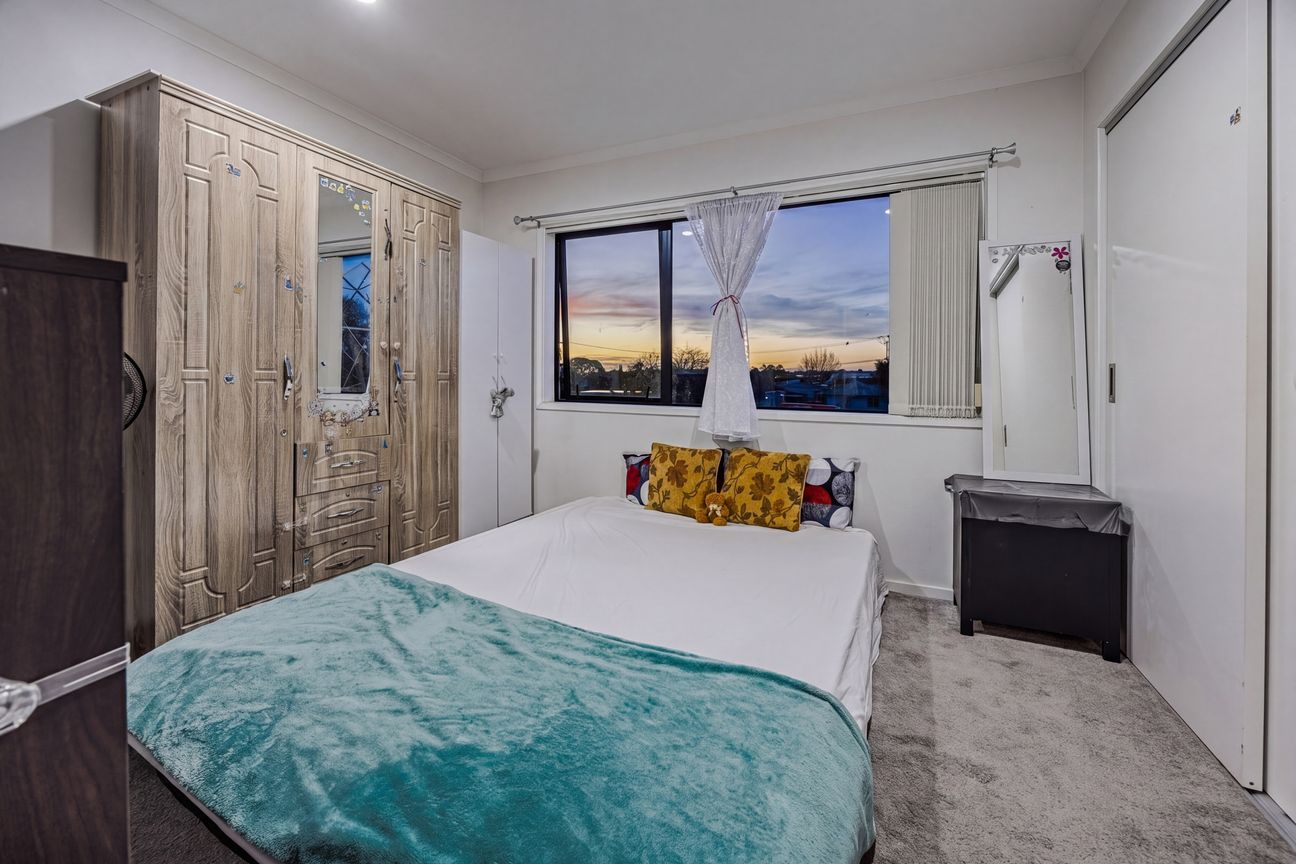 Convenient Living in the Heart of Takanini! - Vista 5