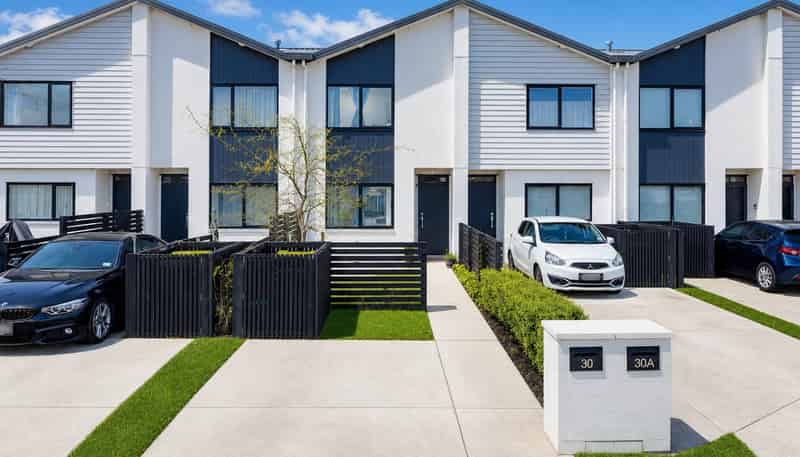 30 Biplane Street, Takanini