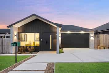 31 Korowhiti Road, Clarks Beach