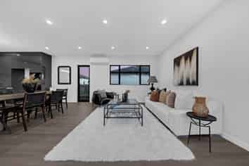 31 Korowhiti Road, Clarks Beach