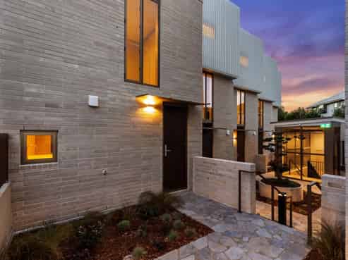 4/25 Tirotai Crescent, Westmere