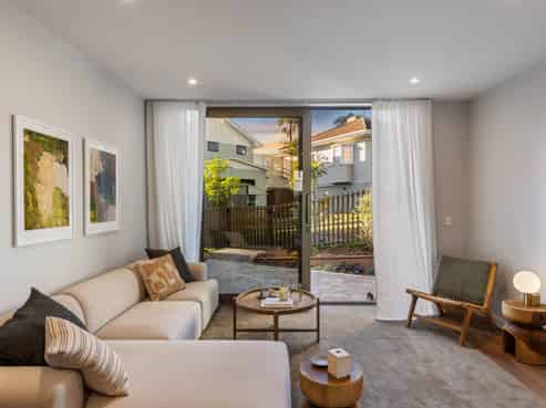 2/25 Tirotai Crescent, Westmere