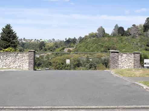 11 Stevenson Way, Rangatira Park