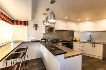 Iconic Tussock Lodge