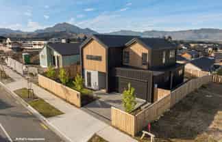 8 Callaghans Creek Rise , Wanaka