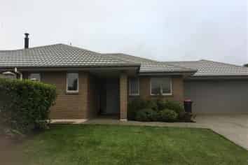 9 Ashley Drive, Paroa