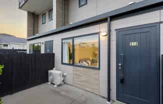 11/116 Stanmore Road, Linwood